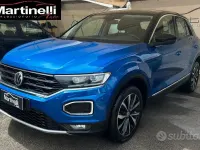Usata VW T-Roc Advance 116 CV (85 kW) 2020 Blu SUV