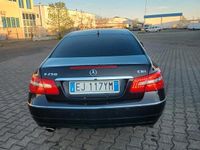 Usata Mercedes E250 204 CV (150 kW) 2011 Nero Coupé