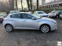 Usata Alfa Romeo Giulietta Super 120 CV (88 kW) 2016 Argento Berlina