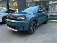Nuova Fiat Grande Panda La Prima 101 CV (74 kW) 2026 Bluazzurro Utilitaria
