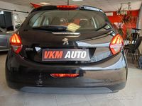 Usata Peugeot 208 75 CV (55 kW) 2017 Nero Utilitaria