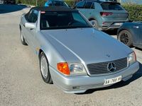 Begagnad Mercedes SL300 231 HK (169 kW) 1991 Grå Cab