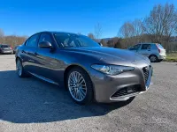 Usata Alfa Romeo Giulia Business 180 CV (132 kW) 2017 Grigio Berlina