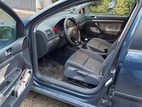 Usata VW Golf V 105 CV (77 kW) 2007 Blu Utilitaria