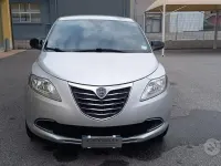 Usata Lancia Ypsilon 70 CV (51 kW) 2014 Grigio Utilitaria