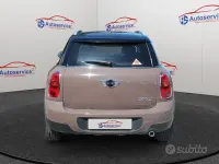 Usata Mini Cooper D Countryman 112 CV (82 kW) 2012 Marrone SUV