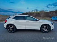 Usata Mercedes GLA220 170 CV (125 kW) 2015 Bianco SUV