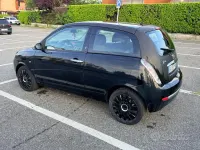 Usata Lancia Ypsilon 60 CV (44 kW) 2009 Nero Utilitaria