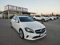 Usata Mercedes A180 Premium 109 CV (80 kW) 2016 Bianco Utilitaria