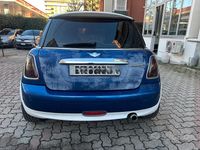 Usata Mini Cooper D 109 CV (80 kW) 2007 Blu Utilitaria