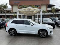 Usata Volvo XC60 R-Design 197 CV (144 kW) 2021 Bianco SUV