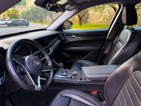 Usata Alfa Romeo Stelvio Business 209 CV (153 kW) 2017 Grigio SUV