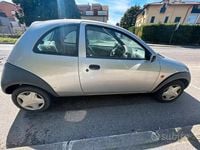 Usata Ford Ka 60 CV (44 kW) 2000 Grigio Utilitaria