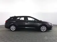 Usata Toyota Corolla Active 98 CV (72 kW) 2026 Nero Station wagon
