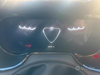 Usata Alfa Romeo Tonale 131 CV (96 kW) 2023 Rosso SUV
