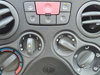 Usata Fiat Panda 4x4 Climbing 75 CV (55 kW) 2012 Grigio Utilitaria