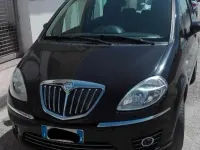Usata Lancia Musa 90 CV (66 kW) 2008 Nero Monovolume