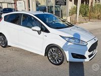 Usata Ford Fiesta ST-Line 95 CV (69 kW) 2017 Bianco Berlina