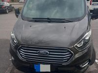 Usata Ford Tourneo Custom 218 CV (160 kW) 2023 Grigio Furgone