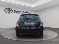 Usata Lancia Ypsilon Silver 69 CV (50 kW) 2017 Nero Utilitaria