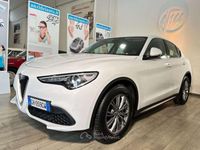 Usata Alfa Romeo Stelvio Business 160 CV (117 kW) 2021 Bianco pastello SUV