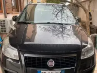 Occasion Fiat Sedici Dynamic 107 ch (78 kW) 2008 Noir SUV