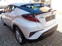 Usata Toyota C-HR Active 97 CV (71 kW) 2023 Bianco SUV