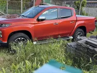 Usata Mitsubishi L200 150 CV (110 kW) 2019 Arancione Pick-up