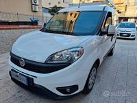 Usata Fiat Doblò 90 CV (66 kW) 2015 Bianco Monovolume