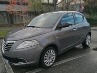 Usata Lancia Ypsilon 69 CV (50 kW) 2011 Grigio Utilitaria