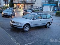 Usata VW Golf IV 50 CV (36 kW) 2000 Grigio Station wagon