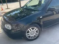 Usata VW Golf IV 101 CV (74 kW) 2002 Nero Berlina