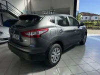 Usata Nissan Qashqai Visia 116 CV (85 kW) 2016 Grigio SUV