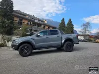 Usata Ford Ranger Raptor 209 CV (153 kW) 2023 Grigio Pick-up