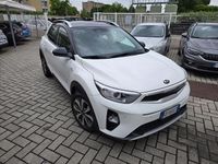 Usata Kia Stonic Style 100 CV (73 kW) 2021 Bianco SUV