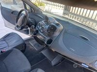 Usata Fiat Multipla 120 CV (88 kW) 2006 Grigio Monovolume
