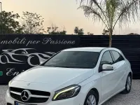 Usata Mercedes A180 Premium 109 CV (80 kW) 2016 Bianco Utilitaria