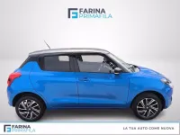 Usata Suzuki Swift 83 CV (61 kW) 2023 Blu tetto nero Utilitaria