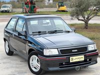 Usata Opel Corsa 108 CV (79 kW) 1993 Grigio Berlina