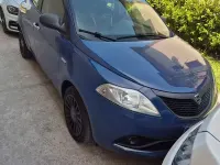 Usata Lancia Ypsilon 69 CV (50 kW) 2017 Bluazzurro Utilitaria