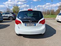 Usata Opel Meriva 100 CV (73 kW) 2013 Bianco Monovolume