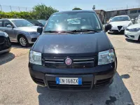 Usata Fiat Panda 4x4 S 75 CV (55 kW) 2012 Nero Utilitaria