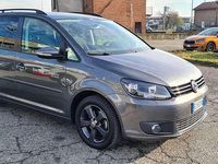 Usata VW Touran Comfortline 105 CV (77 kW) 2015 Indium grey Monovolume