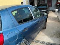 Usata Renault Clio II 75 CV (55 kW) 2011 Berlina
