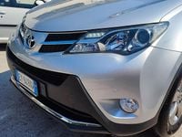 Usata Toyota RAV4 Active 123 CV (90 kW) 2015 Argento Station wagon