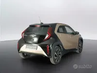 Usata Toyota Aygo X Trend 72 CV (52 kW) 2024 Beige SUV