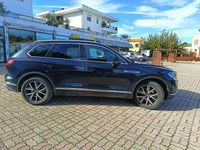 Usata VW Touareg Advance 231 CV (169 kW) 2019 Blu SUV