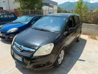 Usata Opel Zafira 94 CV (69 kW) 2008 Nero Monovolume