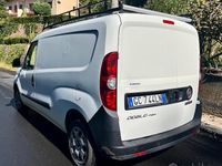 Usata Fiat Doblò 105 CV (77 kW) 2021 Bianco Monovolume