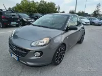 Usata Opel Adam Glam 69 CV (50 kW) 2019 Grigio Utilitaria